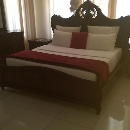 Cypress Executive Lodge Ливингстън Екстериор снимка