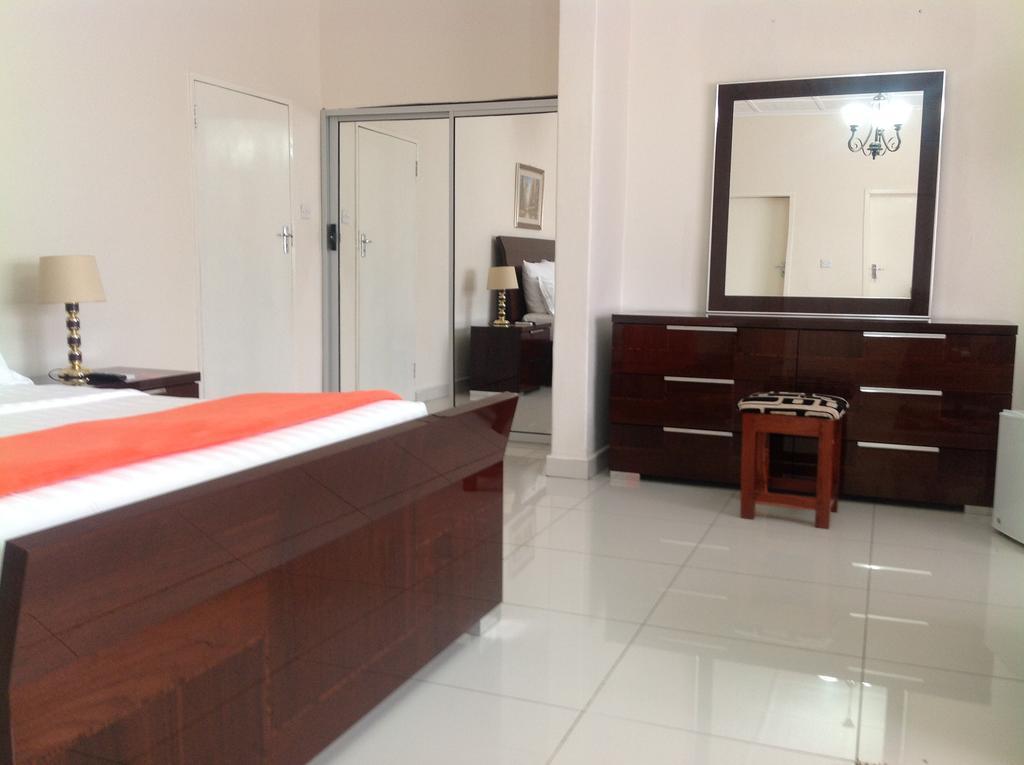 Cypress Executive Lodge Ливингстън Екстериор снимка